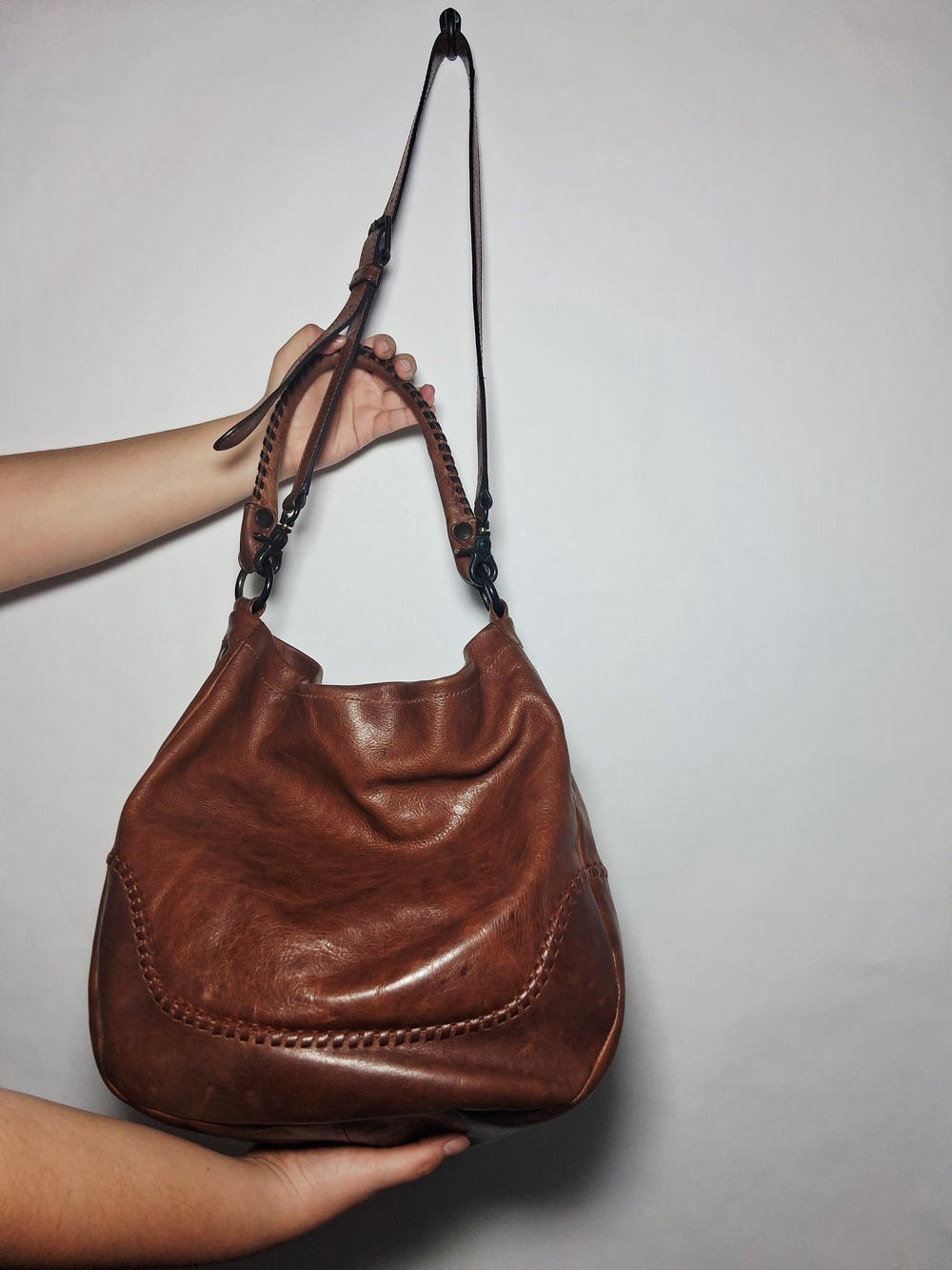 Frye Melissa Genuine Leather Slouchy Hobo Shoulder Bag - Picture 7 of 15